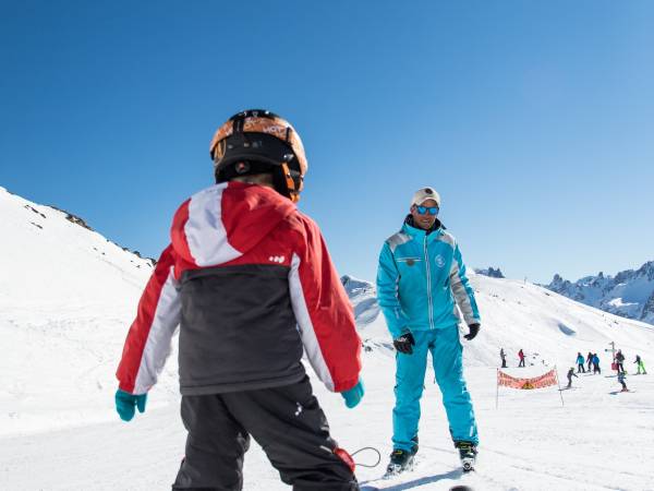 Pourquoi choisir une école de ski ESI pour vos enfants ?